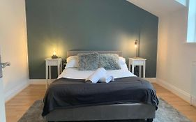 Biskey Howe Central - Free Off-Site Health Club Access With Pool, Sauna, Steam Room & Gym